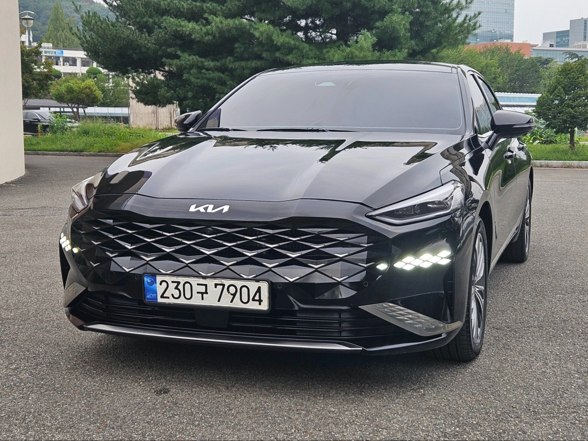 KIA K8 HYBRID