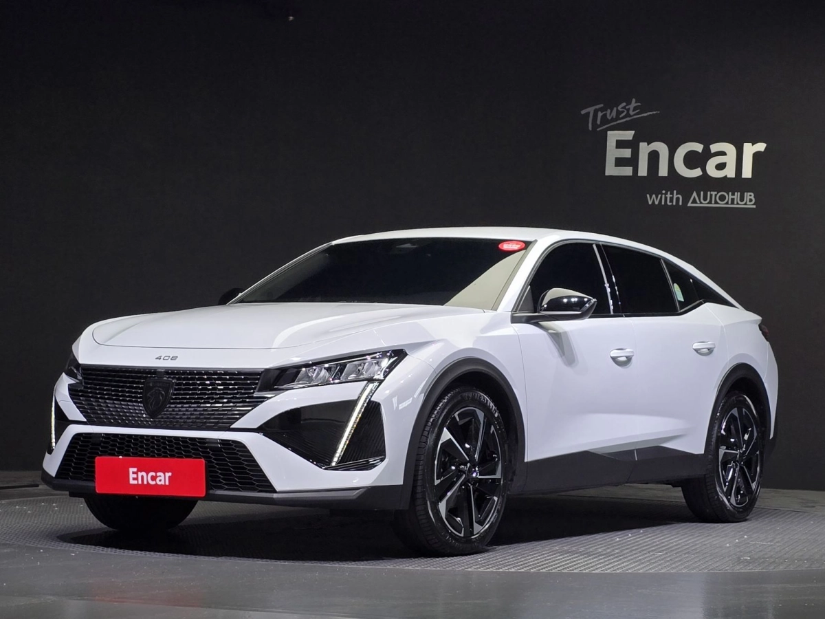 PEUGEOT 408