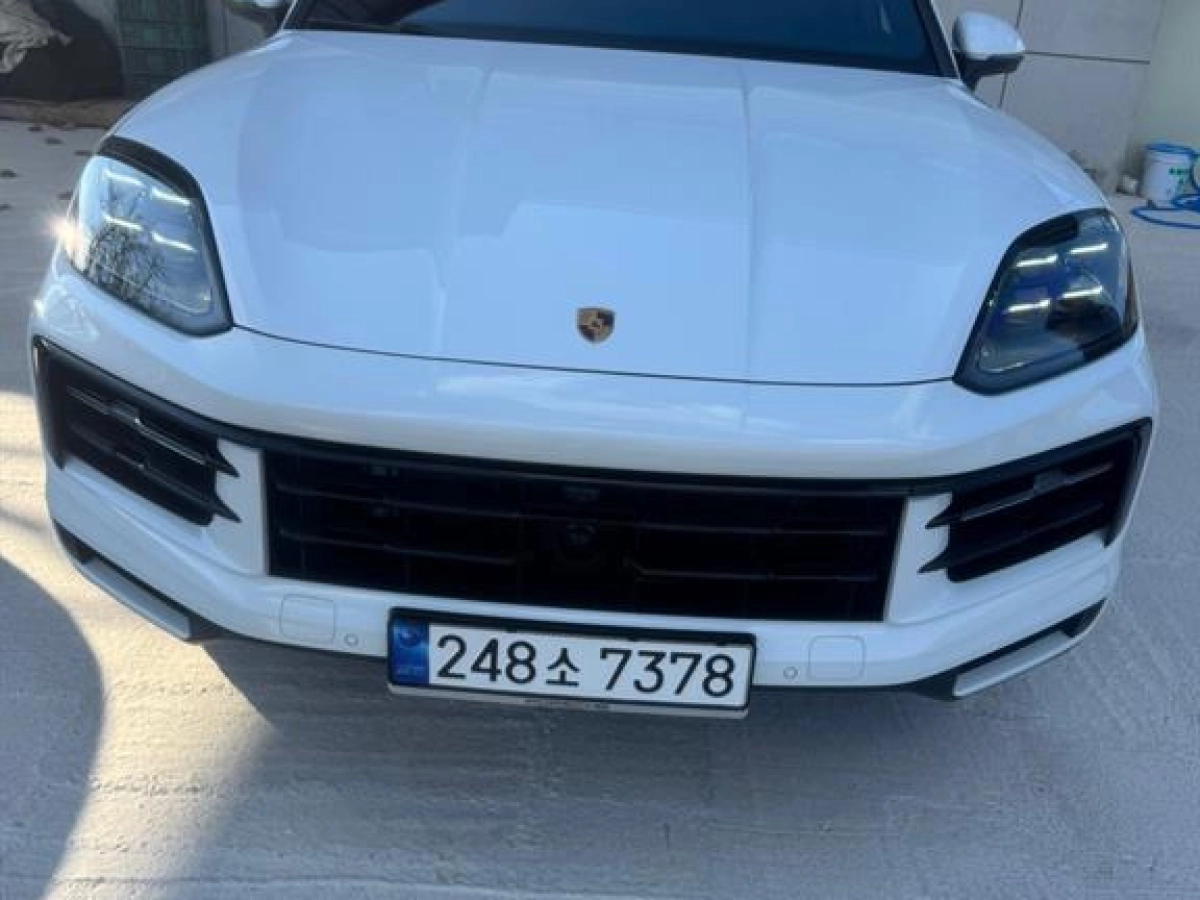 PORSCHE CAYENNE PO536  2024