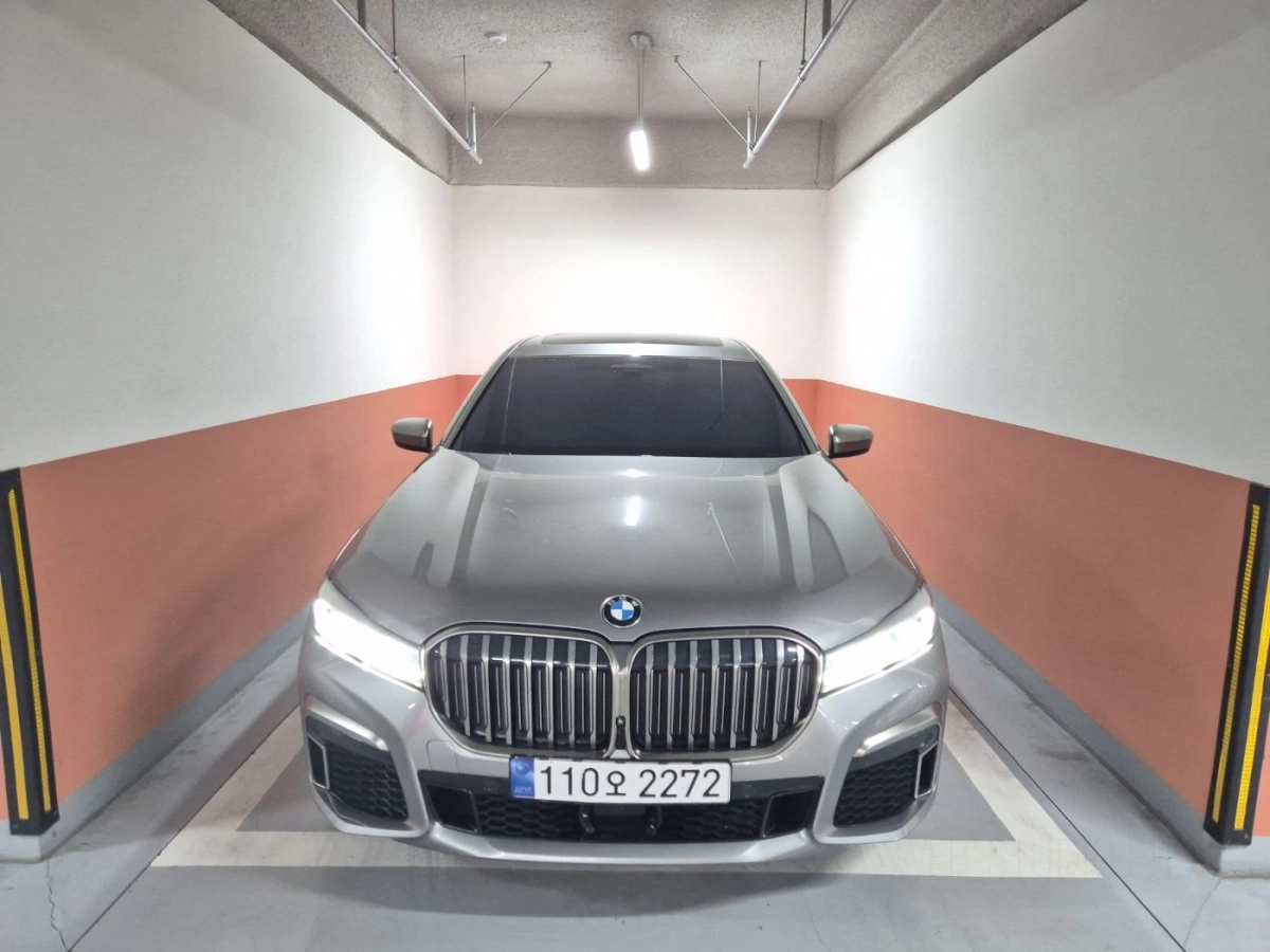 BMW 7-SERIES G11 2022