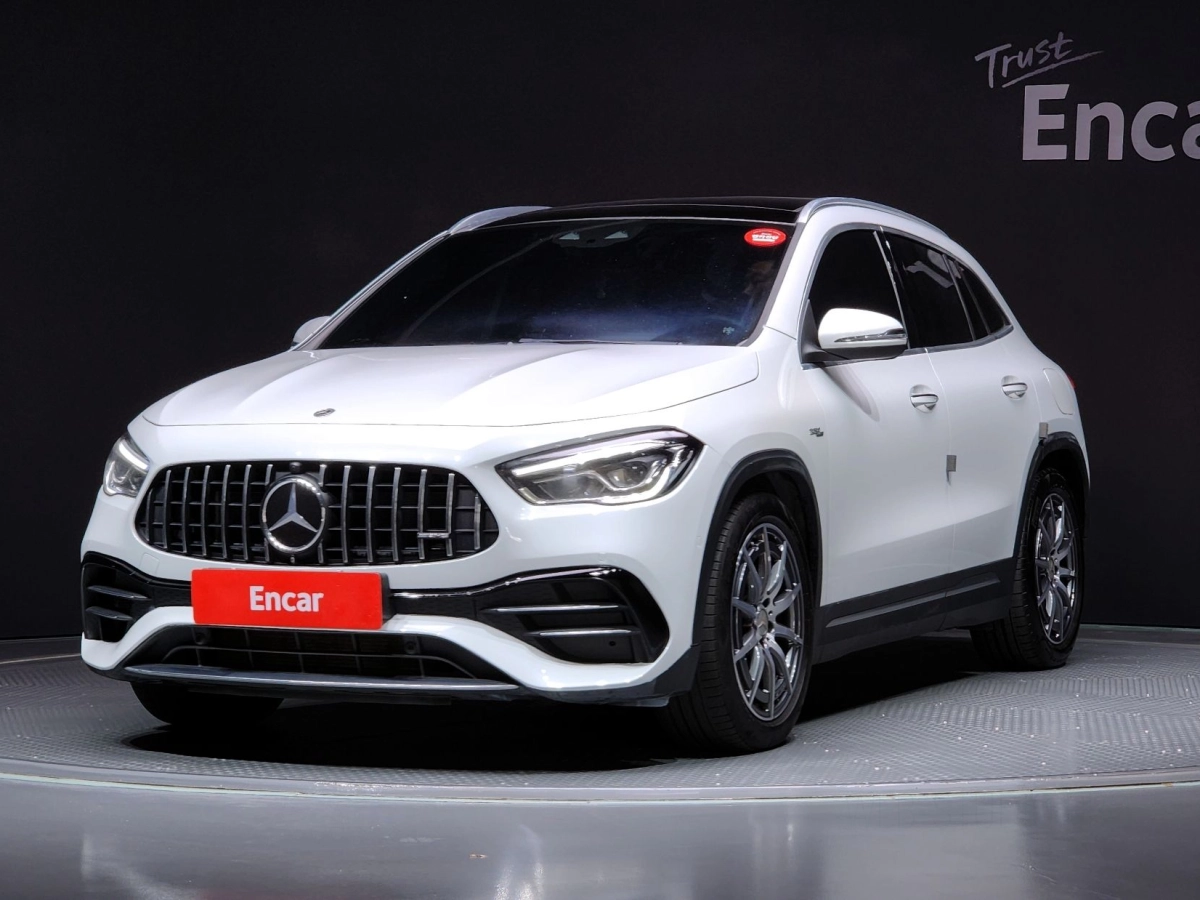 MERCEDES BENZ GLA-CLASS H247  2021