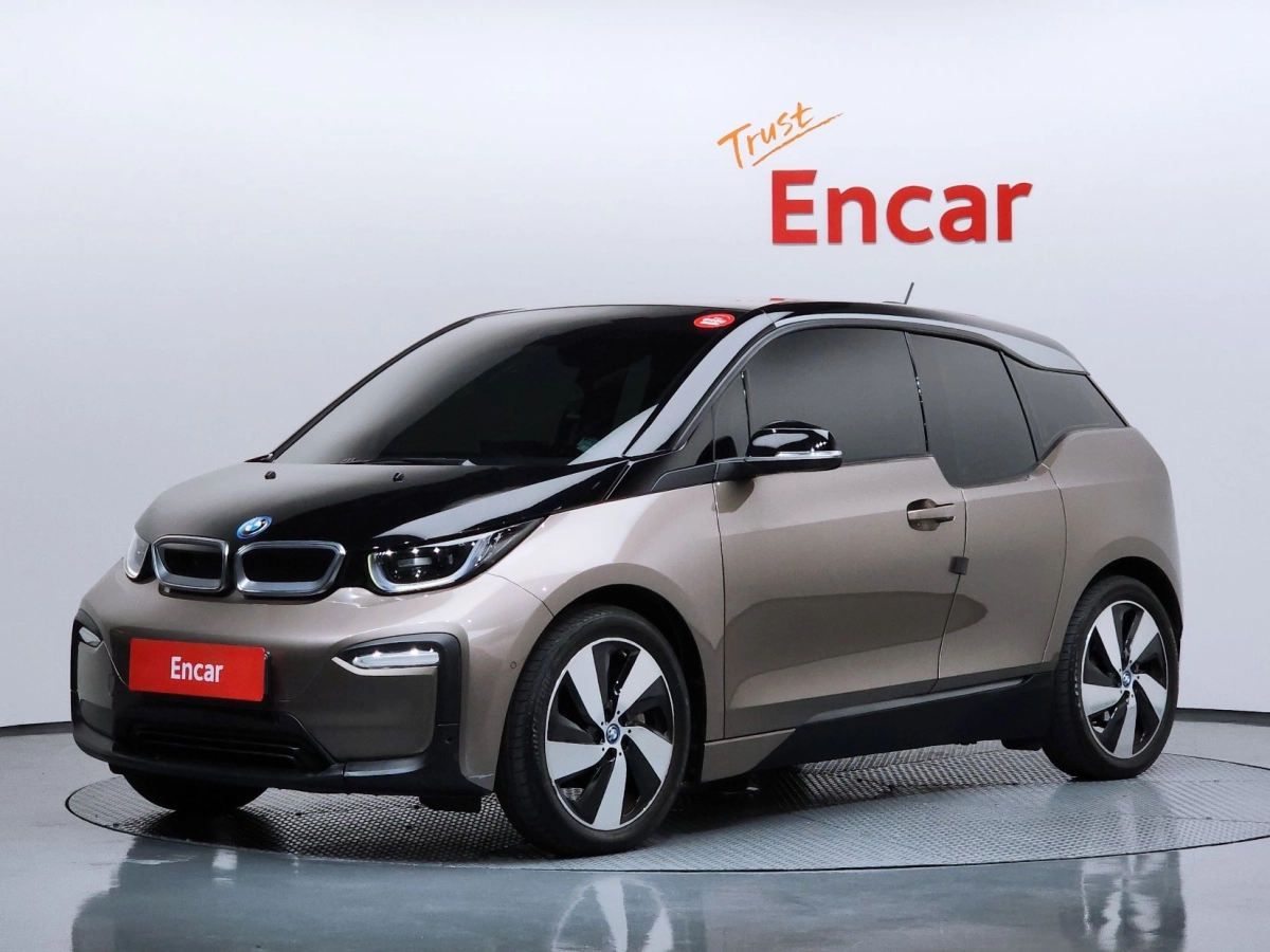 BMW I3
