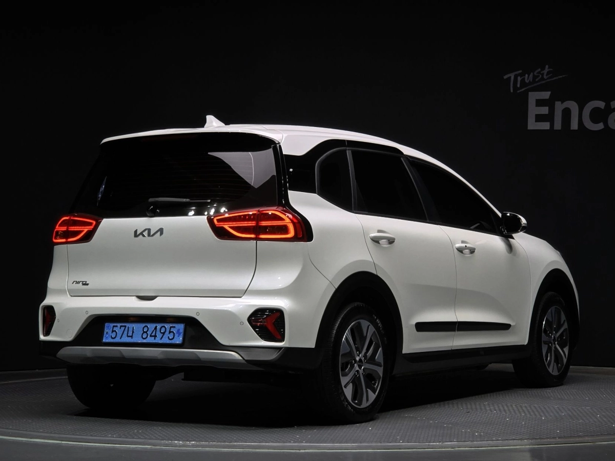 KIA NIRO PLUS