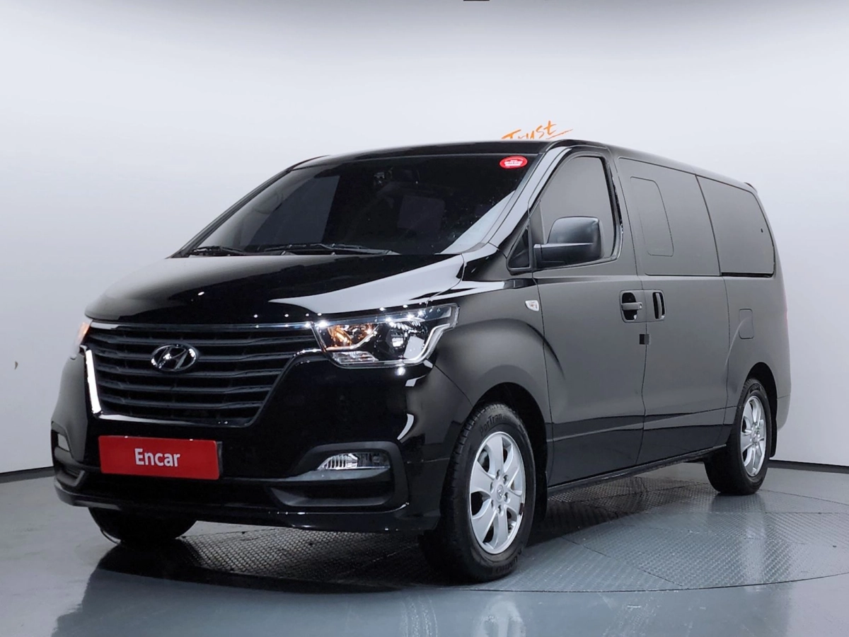 HYUNDAI STAREX GRAND  2020
