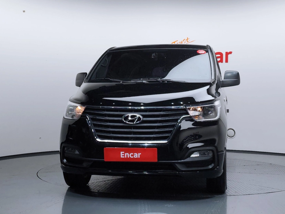 HYUNDAI STAREX GRAND