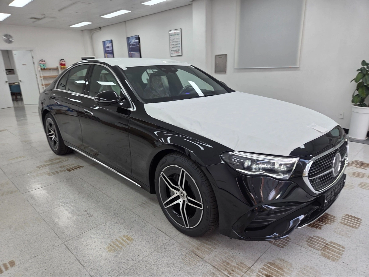 MERCEDES BENZ E-CLASS W214  2025