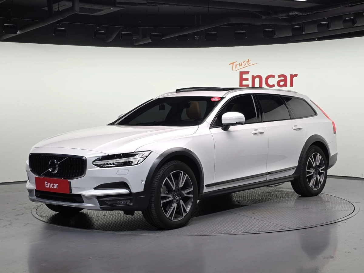 VOLVO V90 CROSS COUNTRY