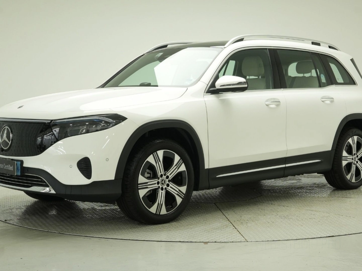 MERCEDES BENZ EQB X243  2024