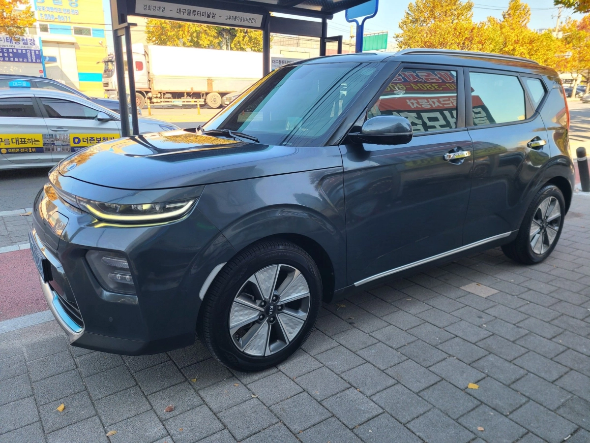 KIA SOUL BOOSTER EV
