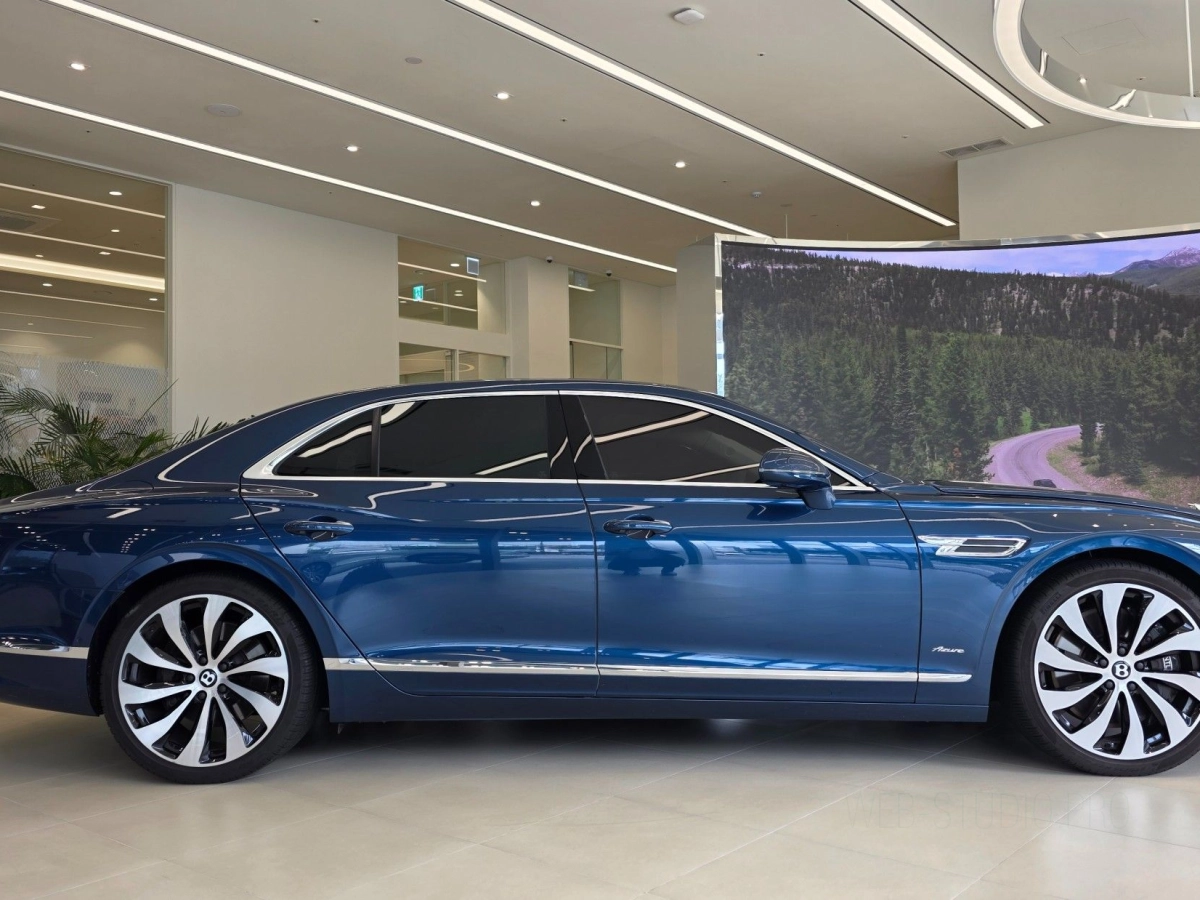 BENTLEY FLYING SPUR