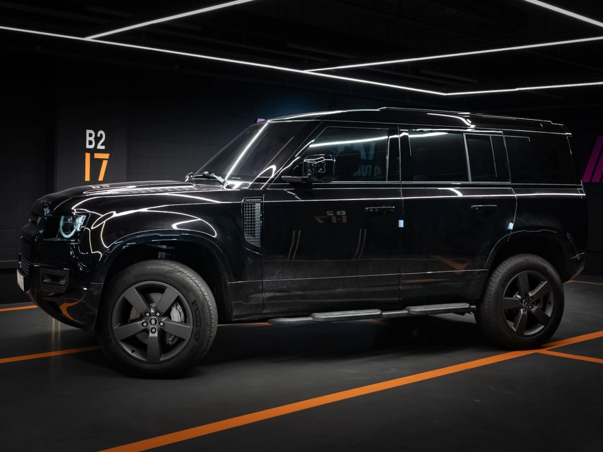 LAND ROVER DEFENDER L663