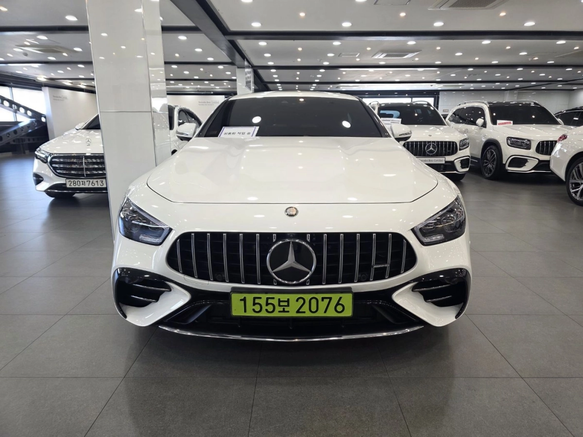 MERCEDES BENZ AMG GT