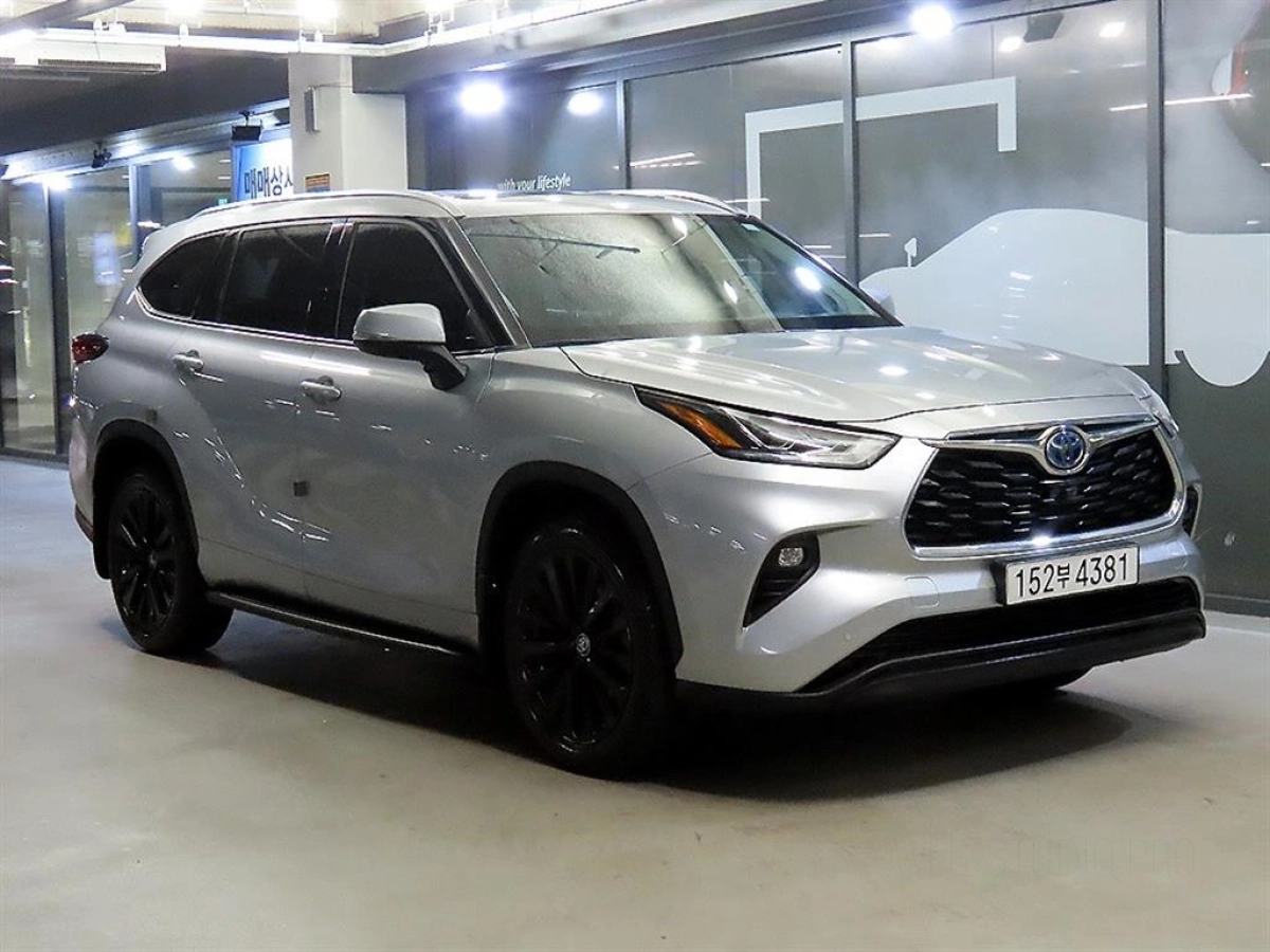 TOYOTA HIGHLANDER  2023