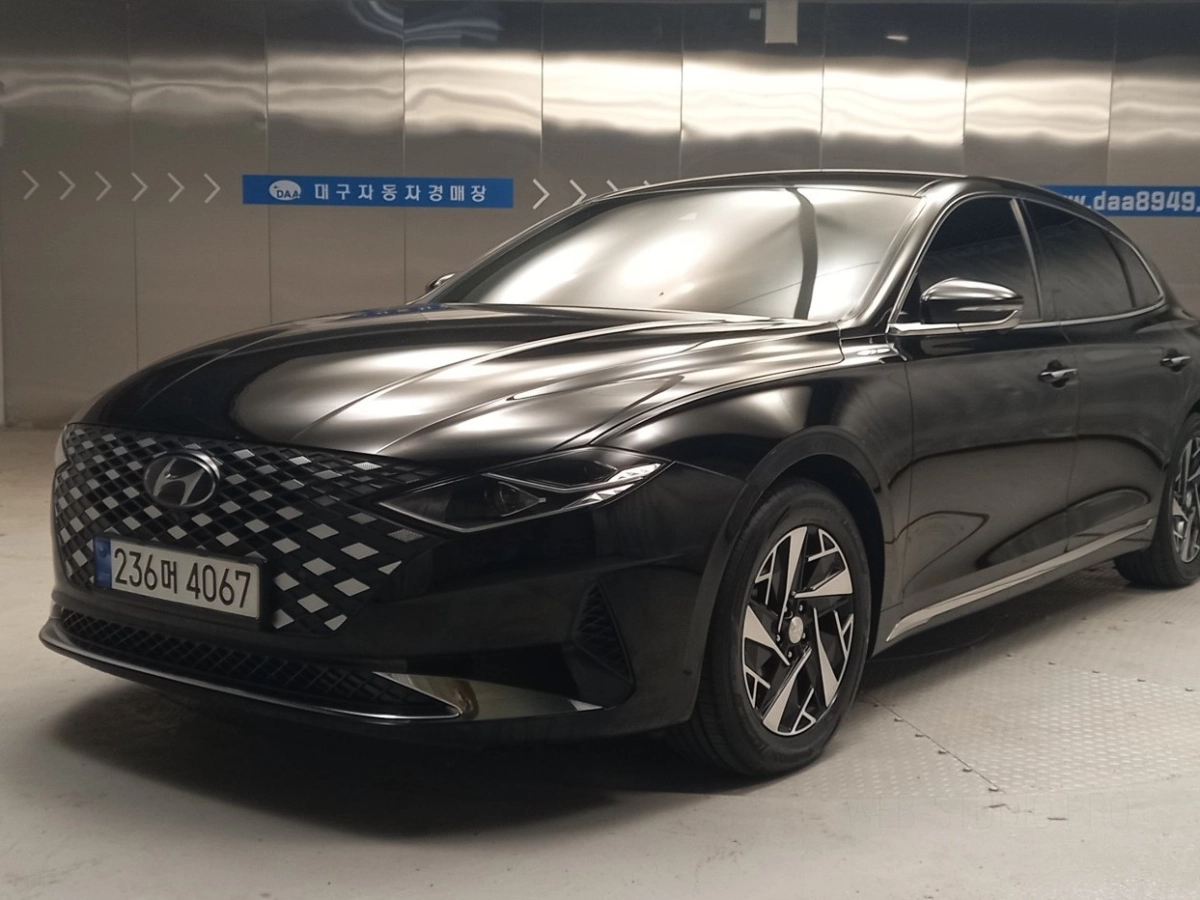 HYUNDAI GRANDEUR IG HYBRID 2022