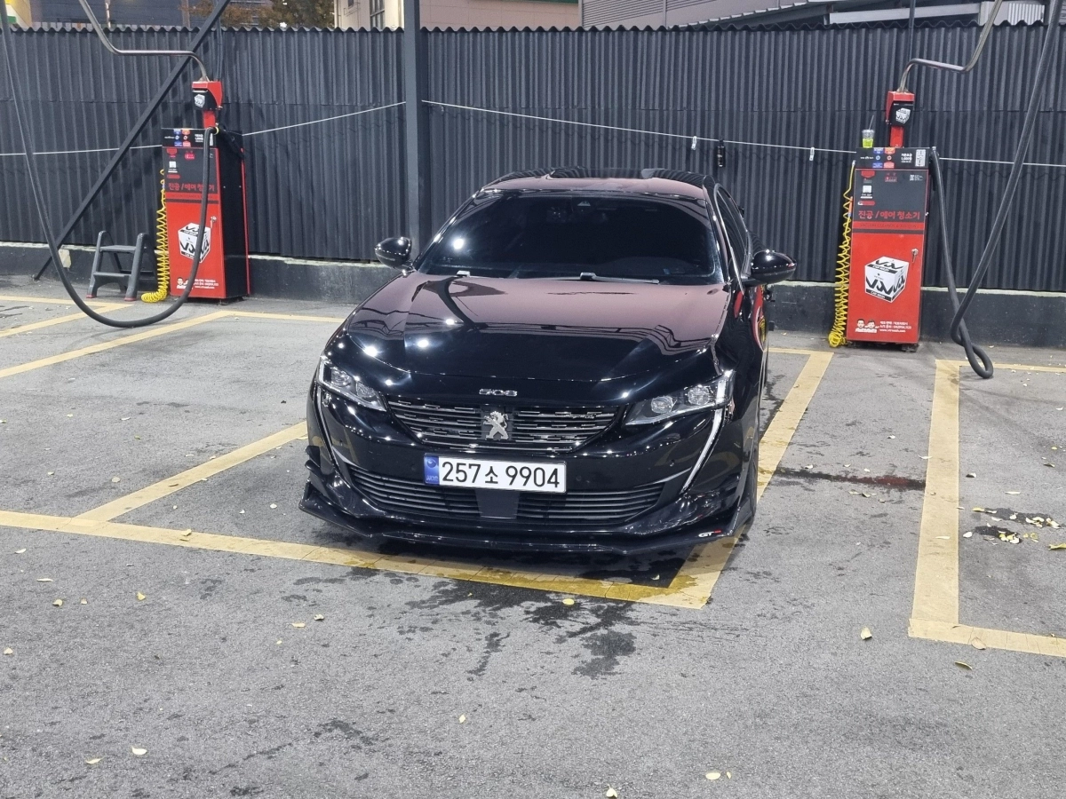 PEUGEOT 508