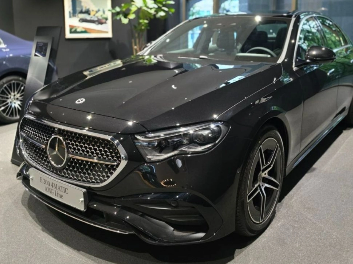 MERCEDES BENZ E-CLASS W214  2025