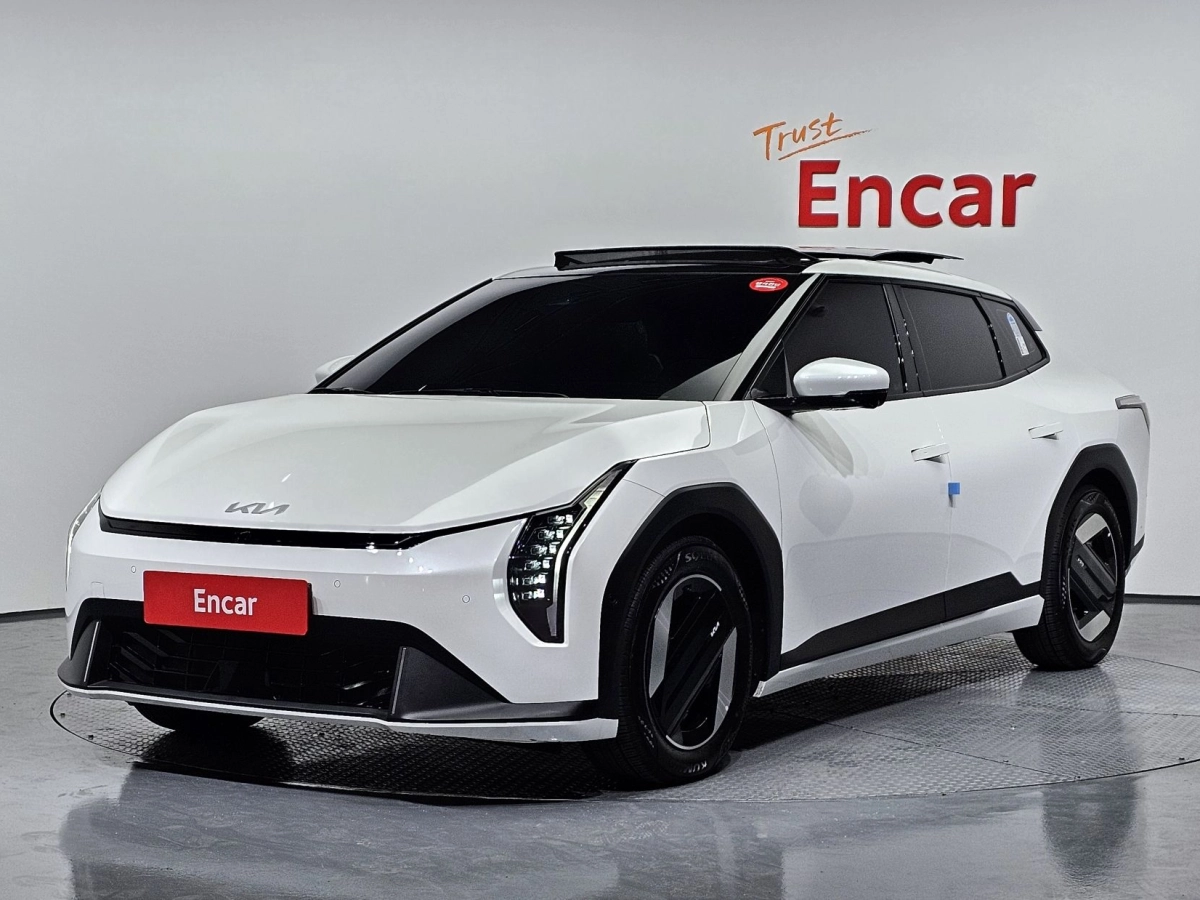 KIA EV4
