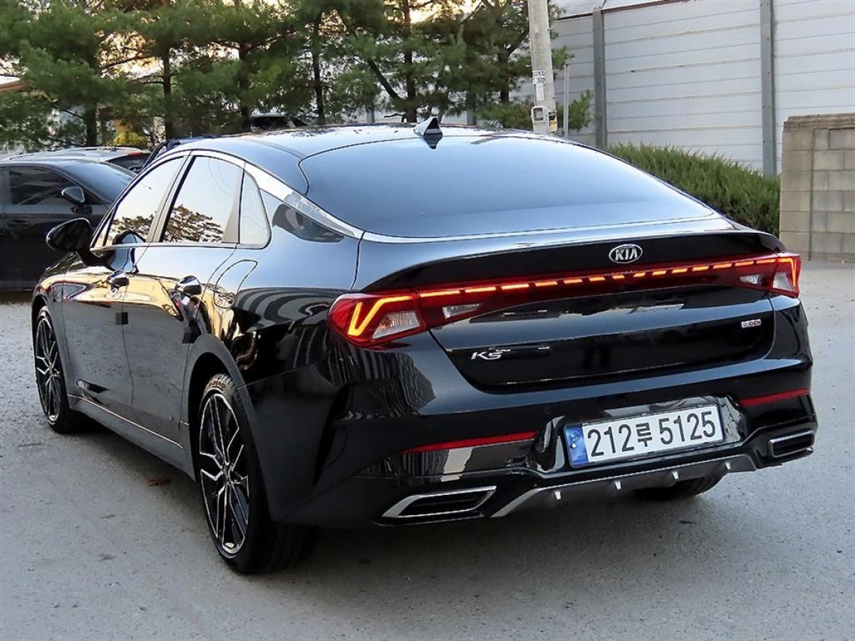 KIA K5