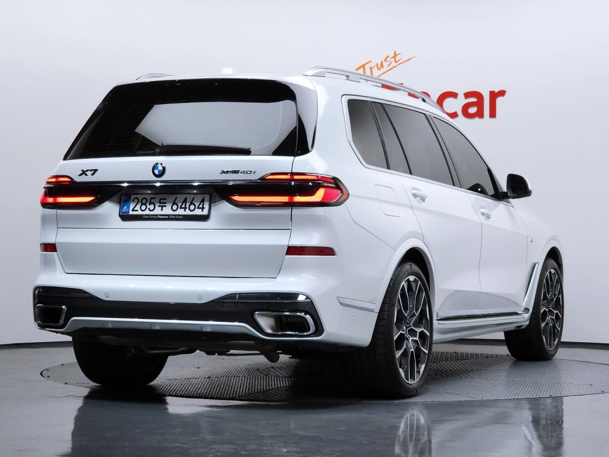 BMW X7 G07