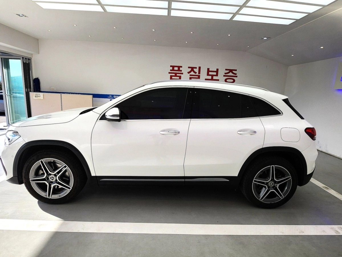 MERCEDES BENZ GLA-CLASS H247