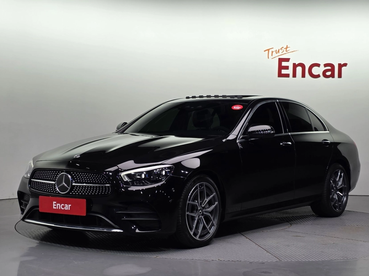 MERCEDES BENZ E-CLASS W213 2020