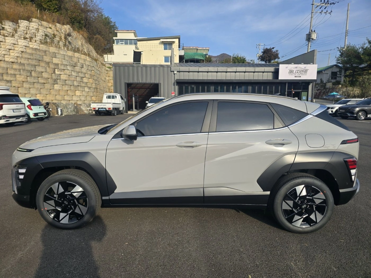 HYUNDAI KONA SX2