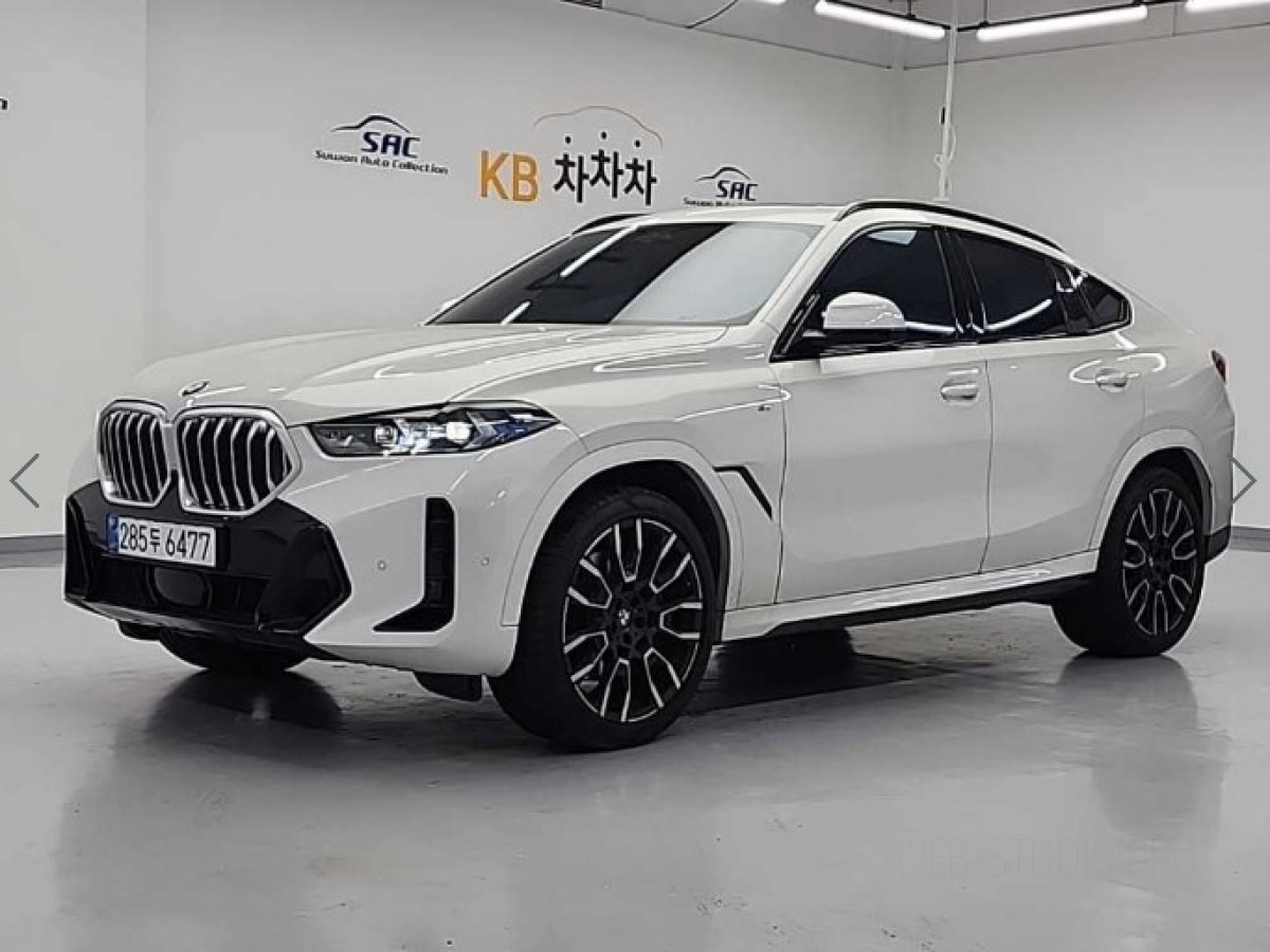 BMW X6 G06