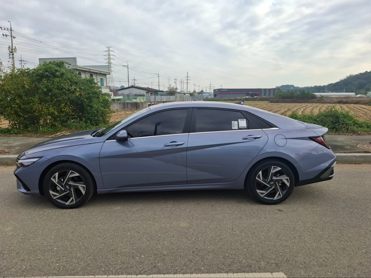 HYUNDAI AVANTE HYBRID CN7