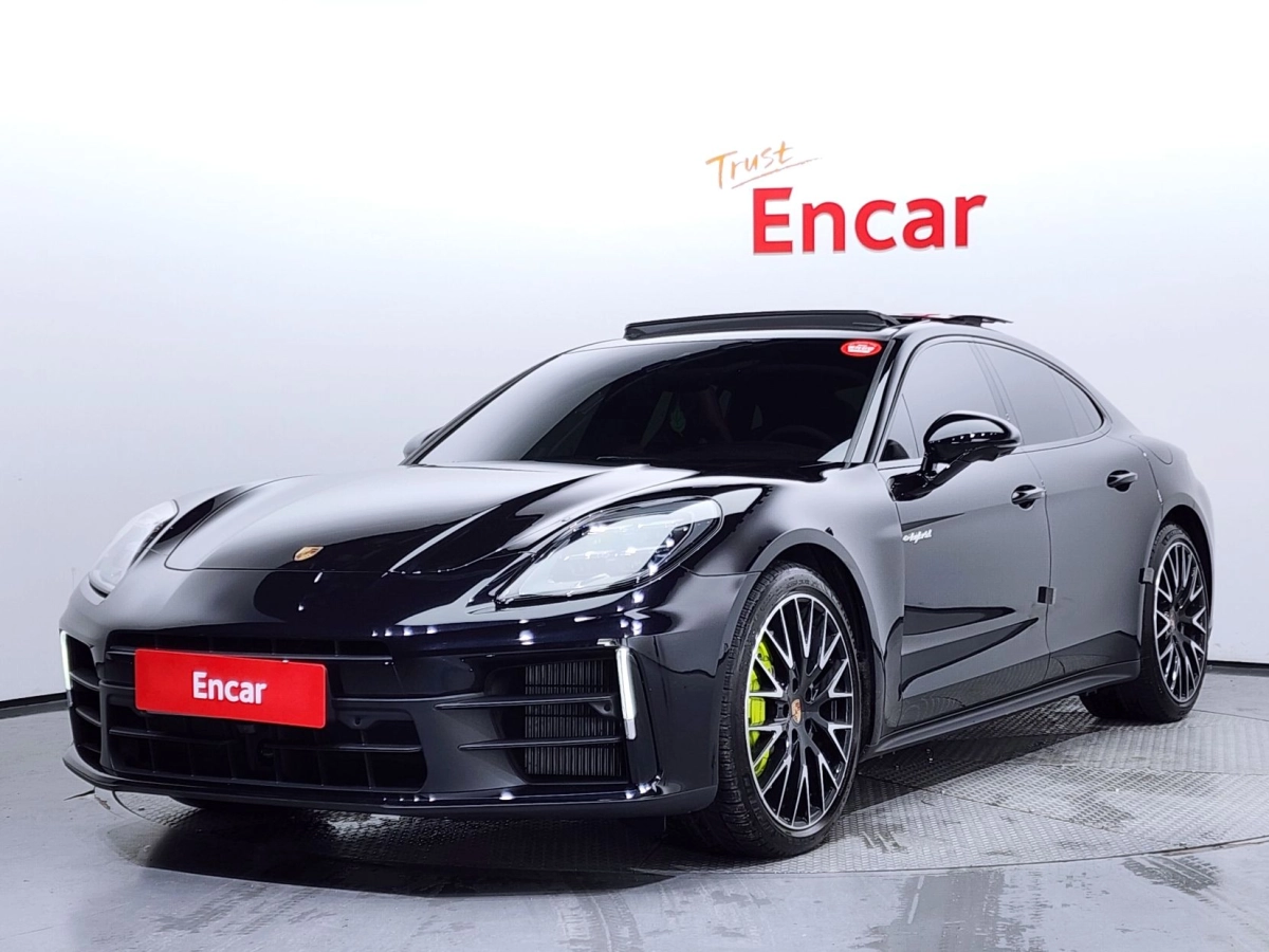 PORSCHE PANAMERA 972  2025