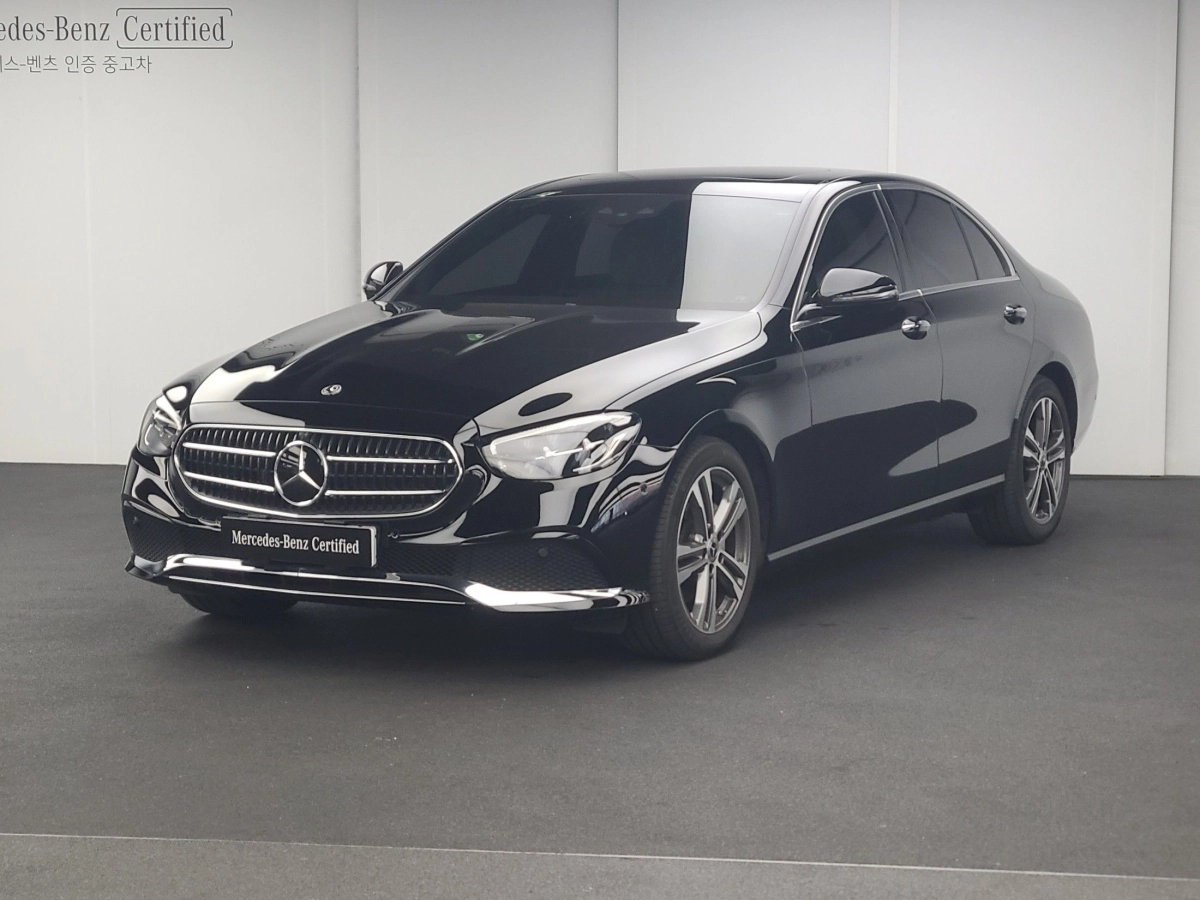 MERCEDES BENZ E-CLASS W213 2023