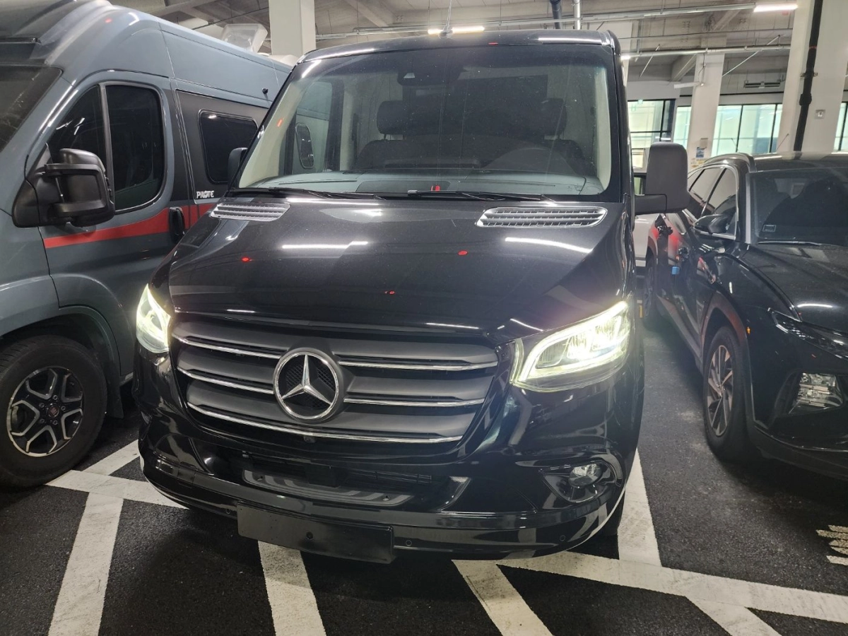MERCEDES BENZ SPRINTER