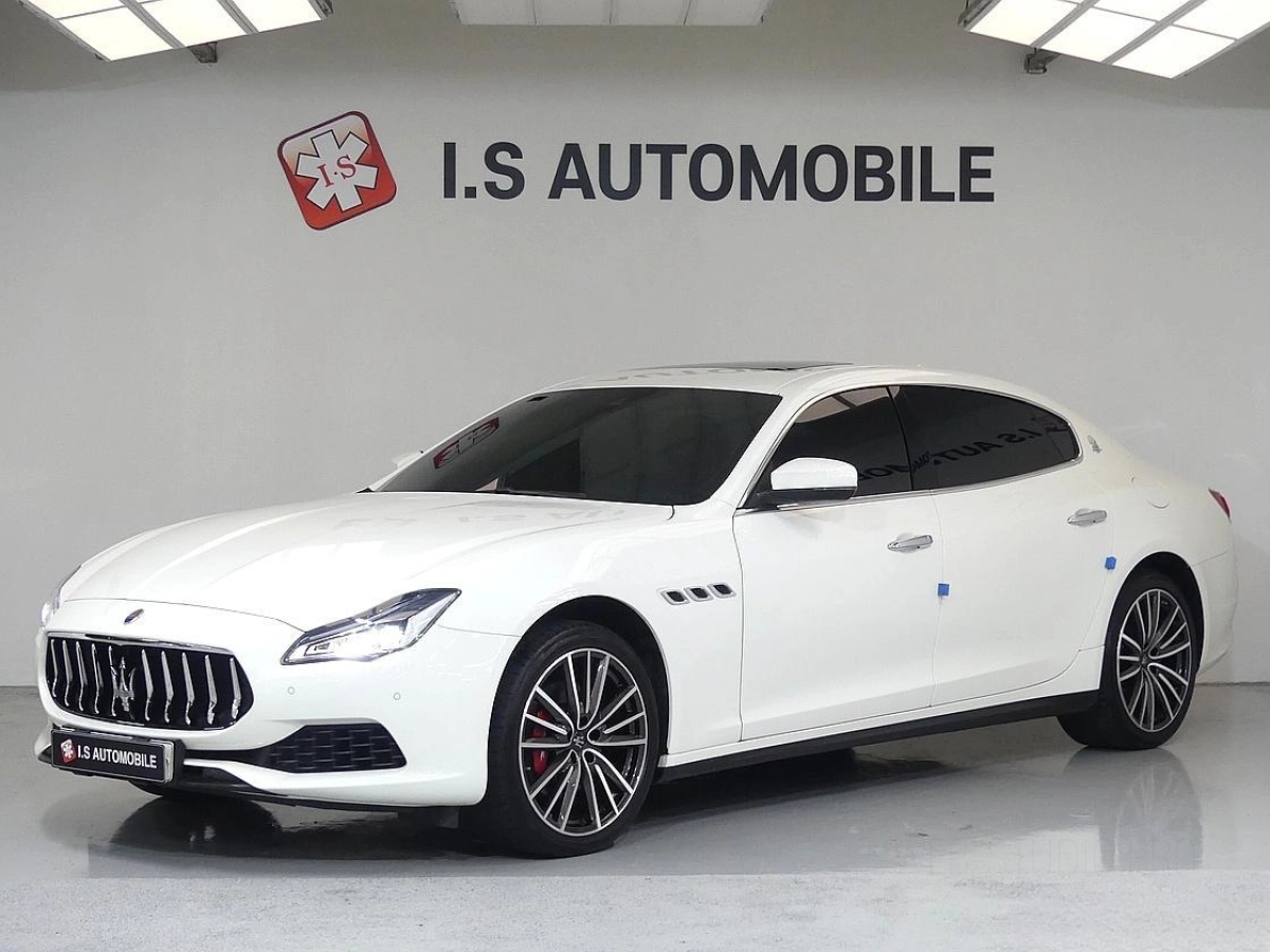 MASERATI QUATTROPORTE