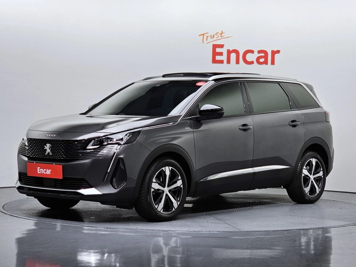PEUGEOT 5008  2022