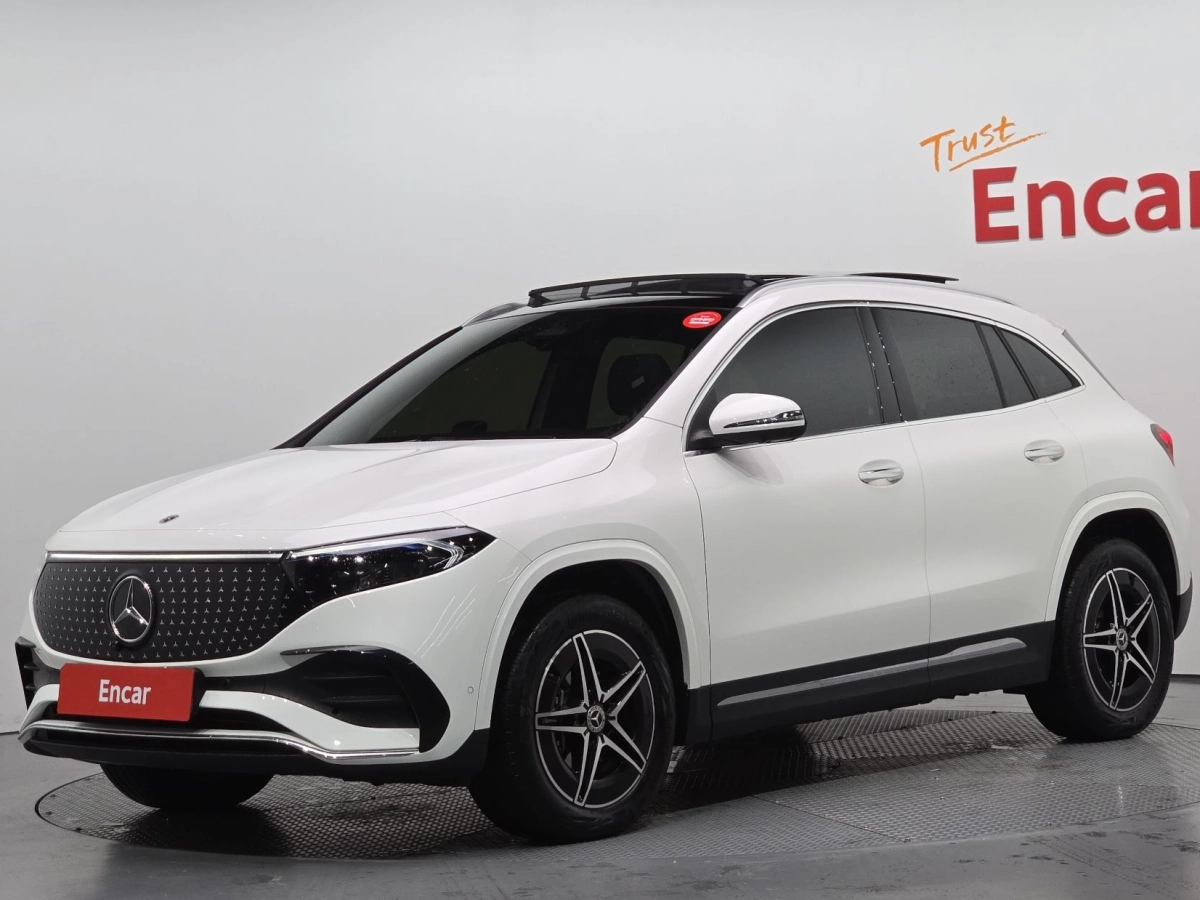 MERCEDES BENZ EQA H243
