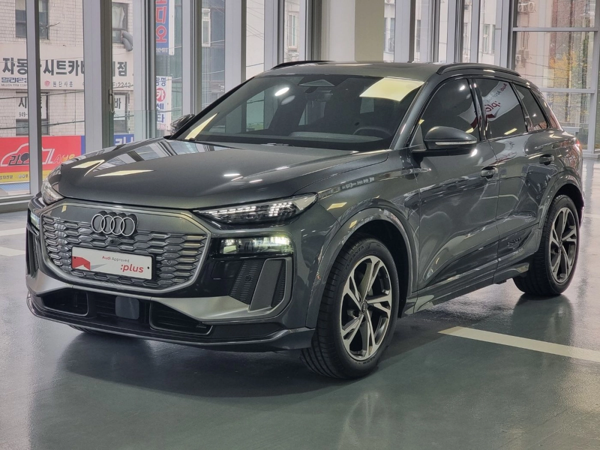 AUDI Q6 E-TRON GF  2025