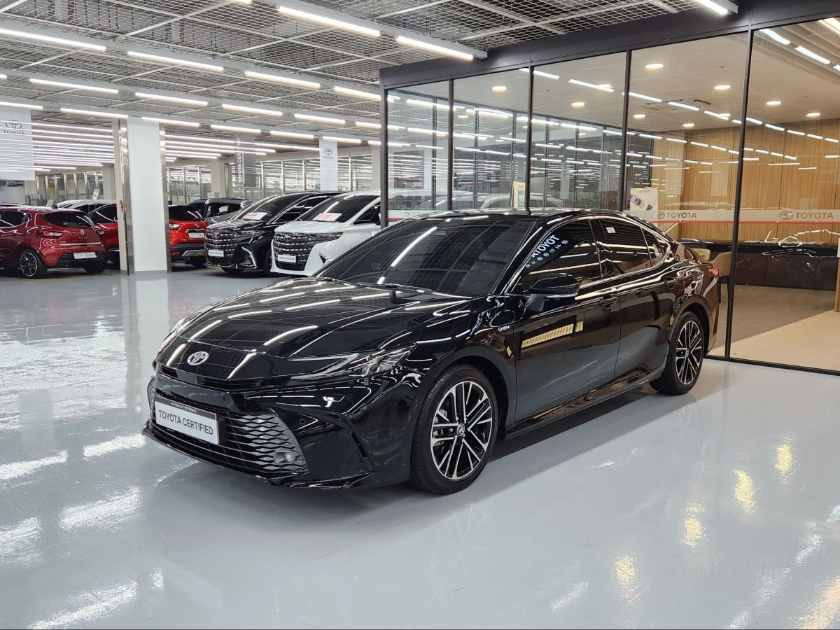 TOYOTA CAMRY XV80 2025