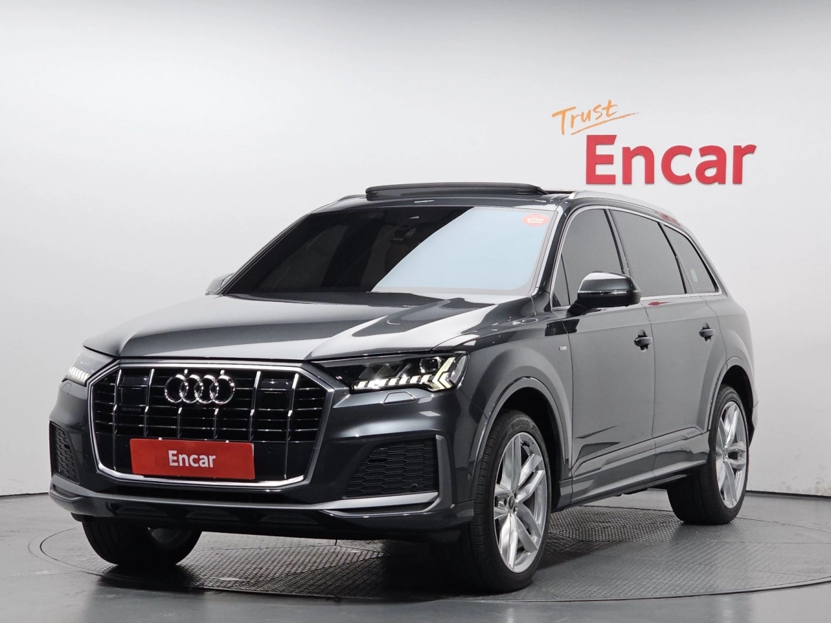 AUDI Q7 4M