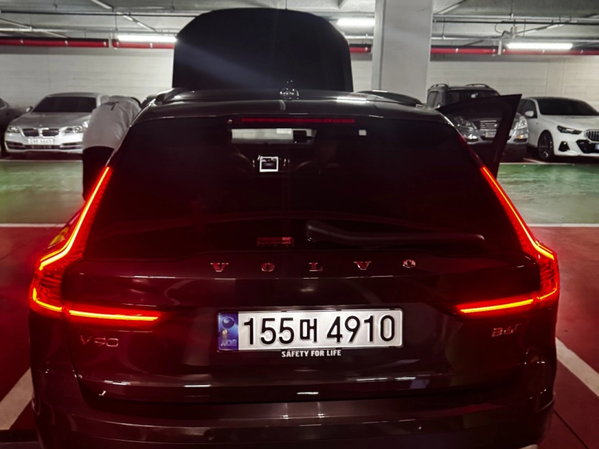 VOLVO V90 CROSS COUNTRY