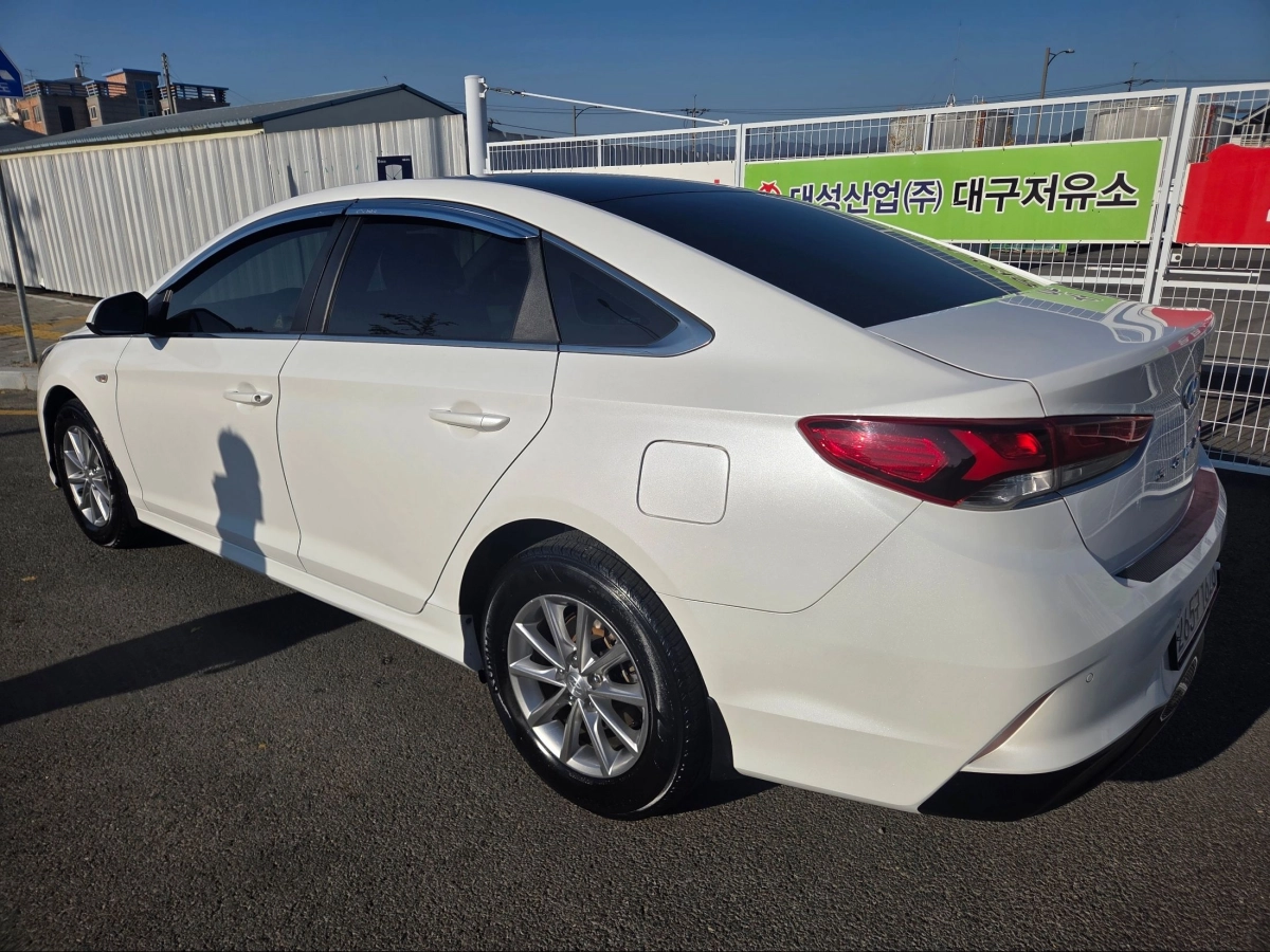 HYUNDAI SONATA NEW RISE