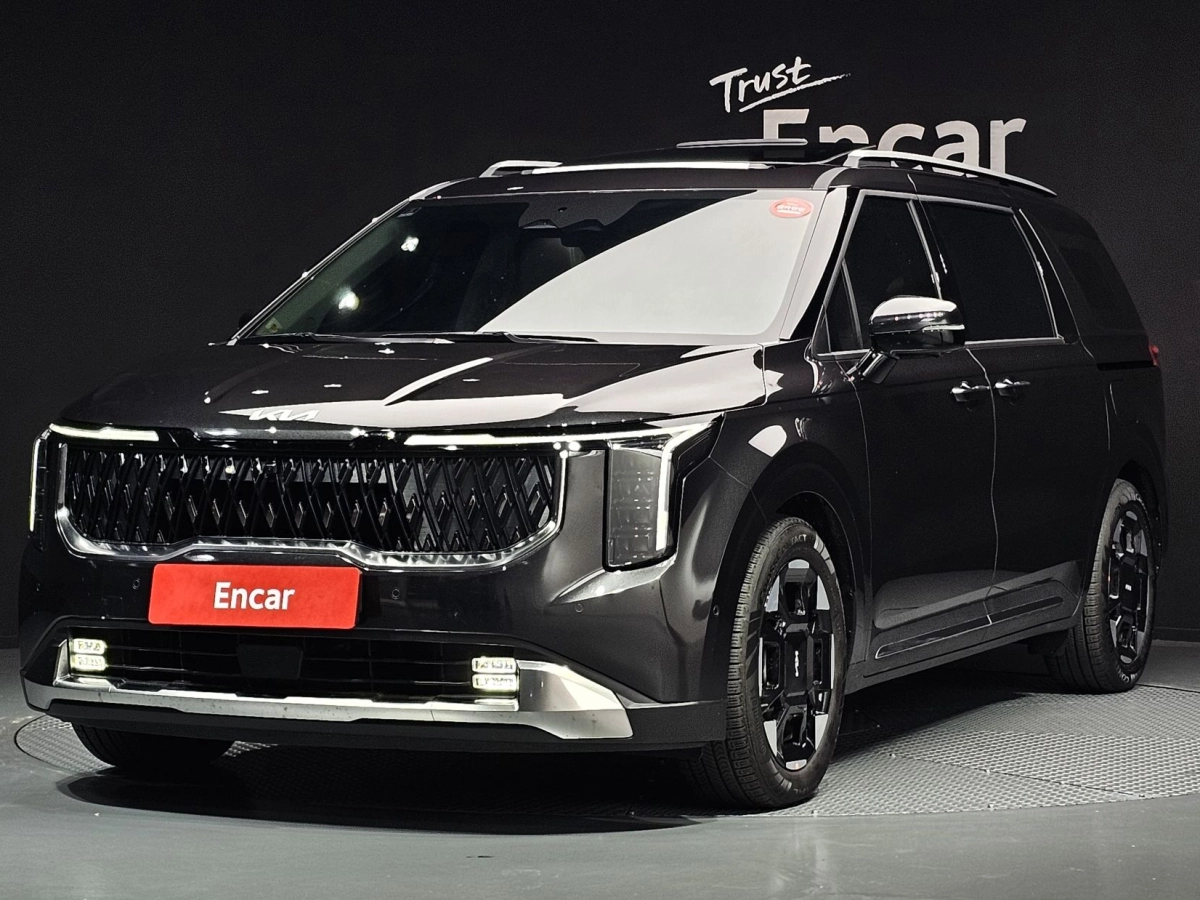 KIA CARNIVAL 2025