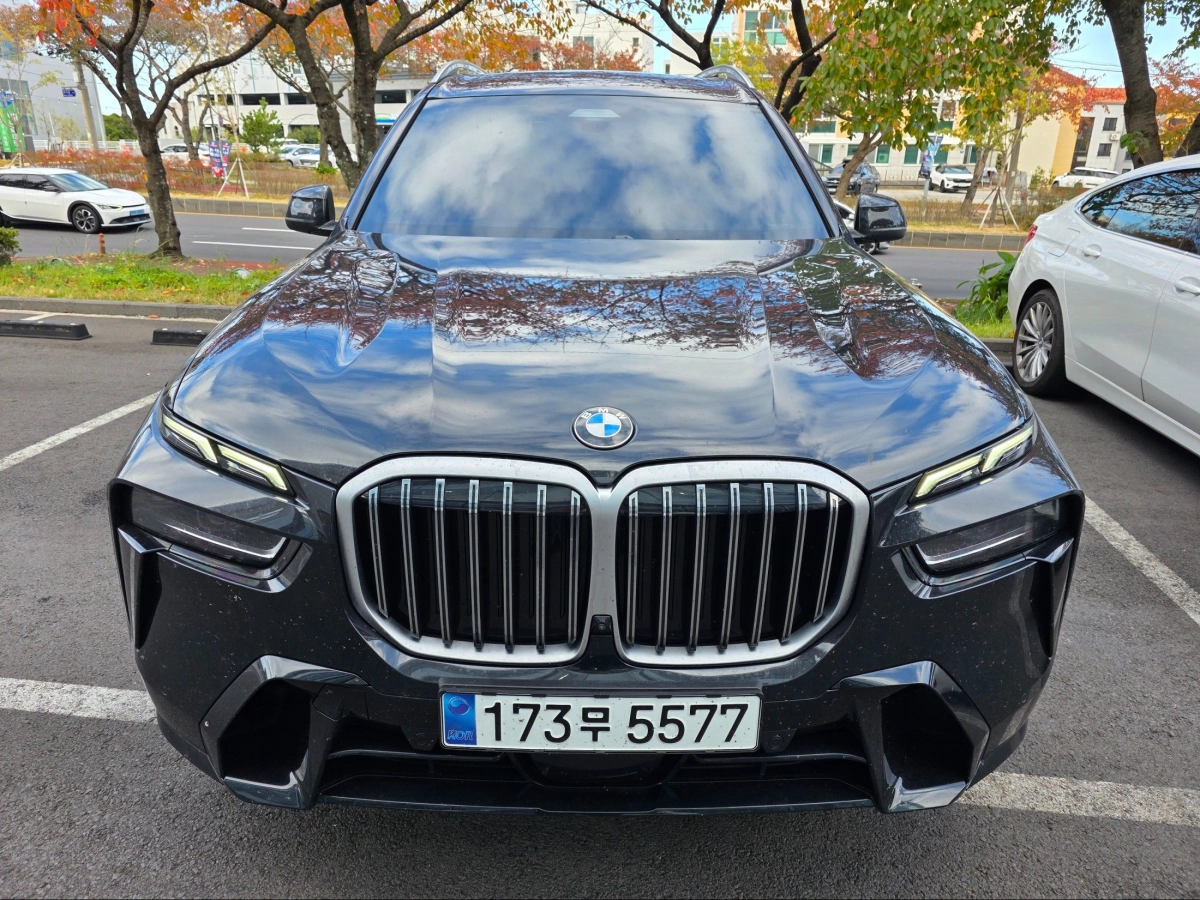 BMW X7 G07  2025