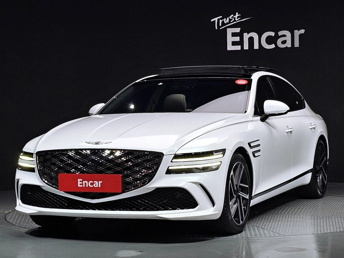 GENESIS G80 RG3  2025