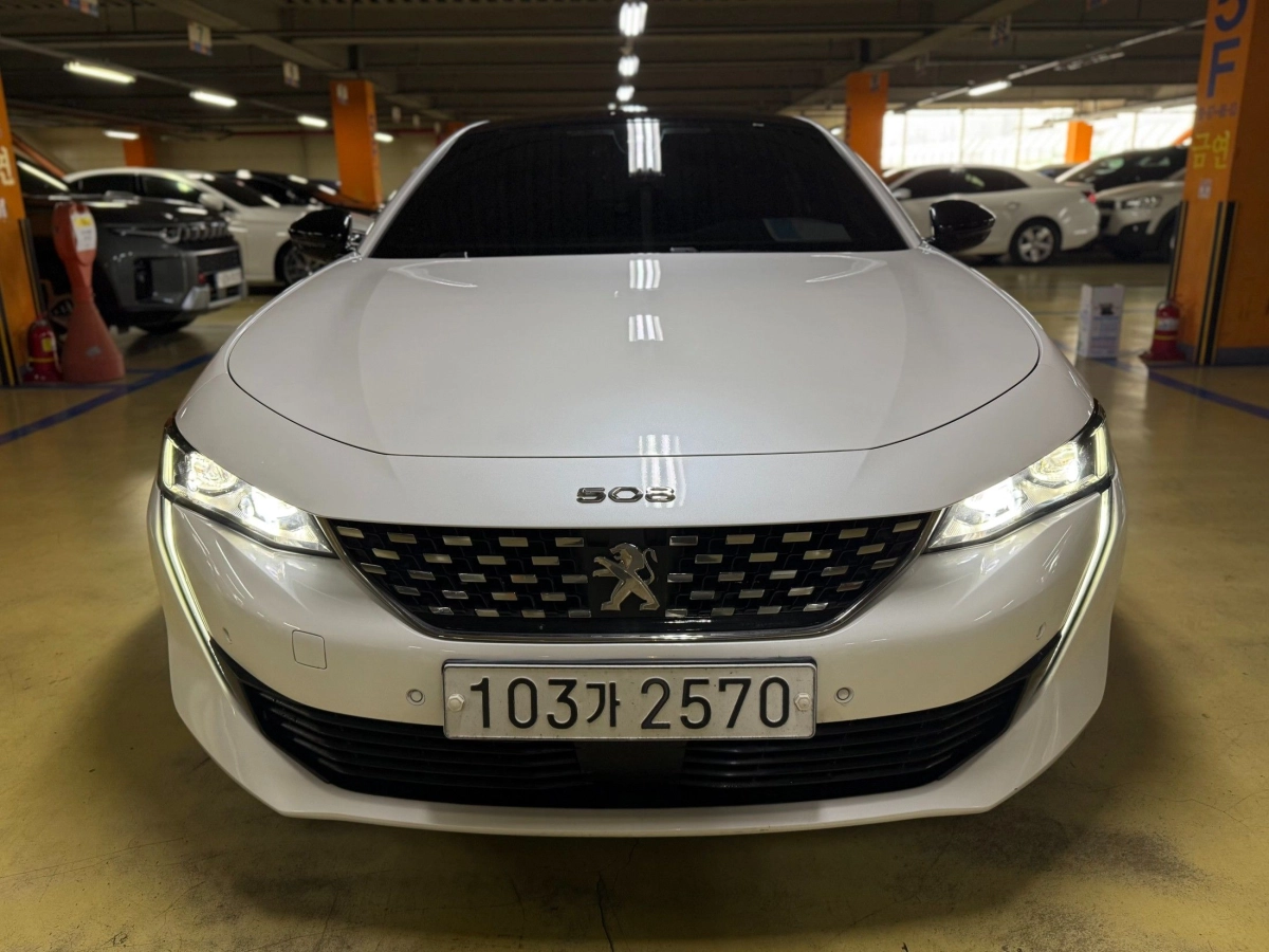 PEUGEOT 508