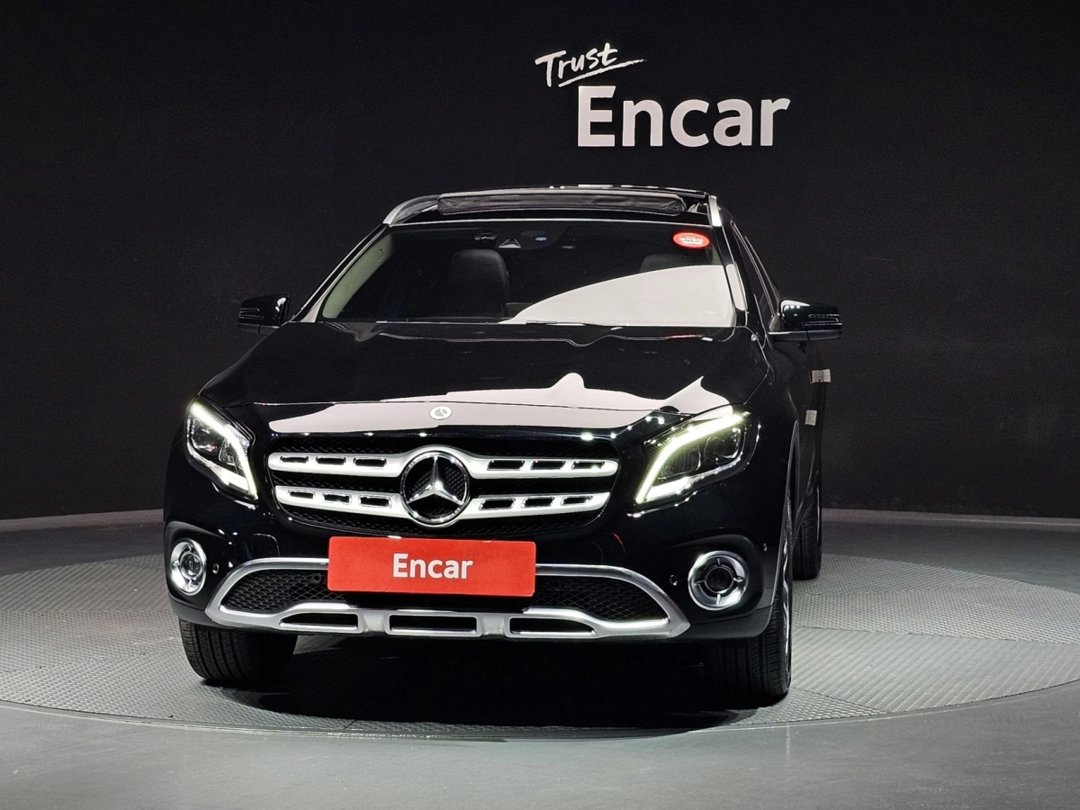 MERCEDES BENZ GLA-CLASS X156