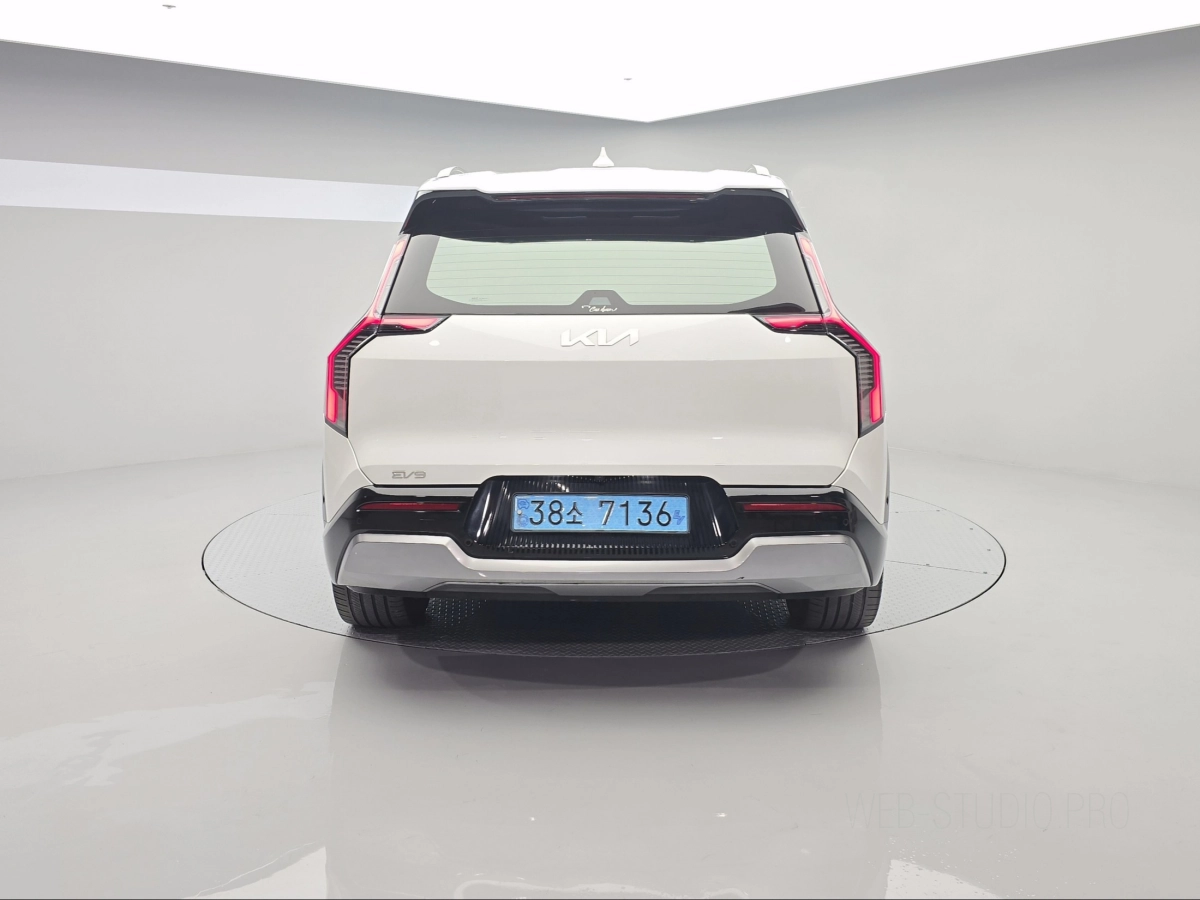 KIA EV9