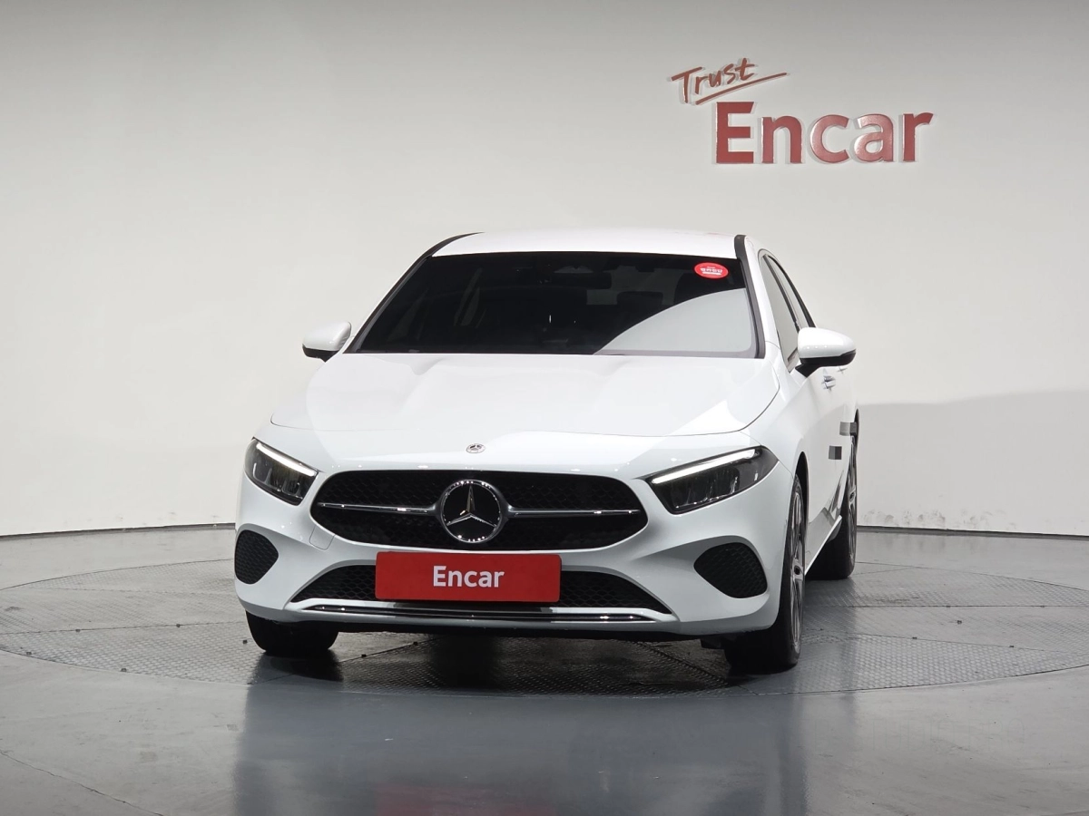 MERCEDES BENZ A-CLASS W177