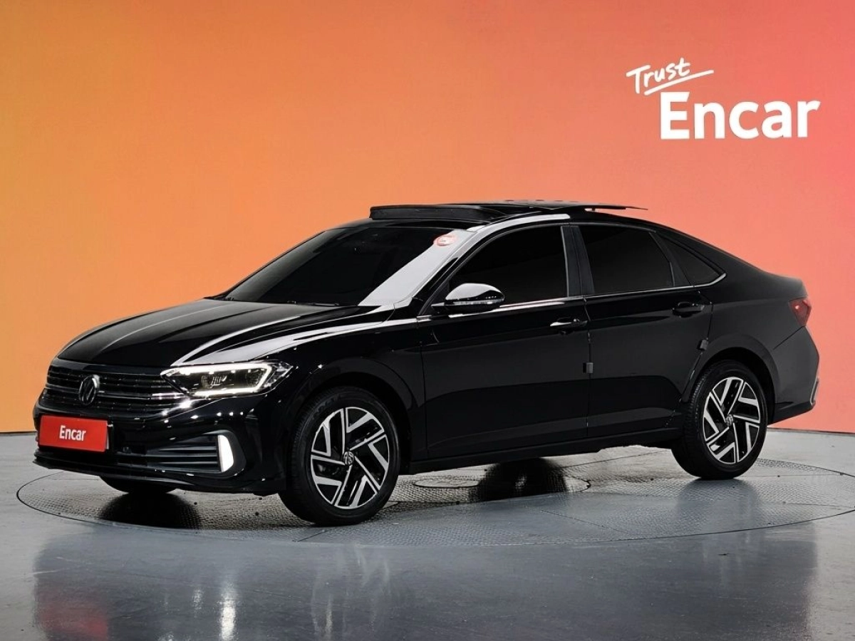 VOLKSWAGEN JETTA  2024