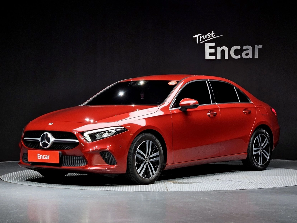 MERCEDES BENZ A-CLASS W177