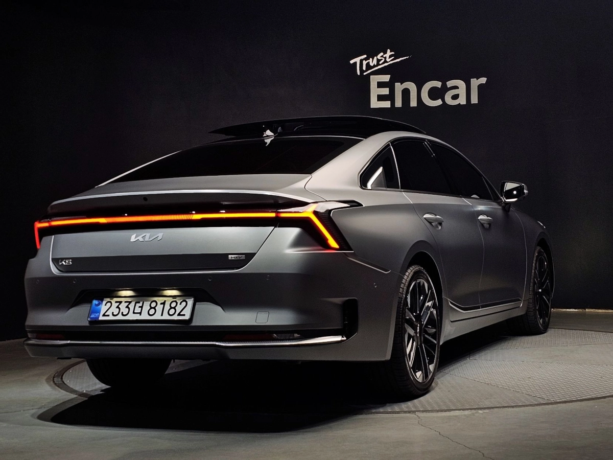 KIA K8 HYBRID