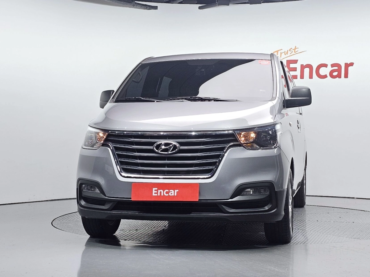 HYUNDAI STAREX GRAND